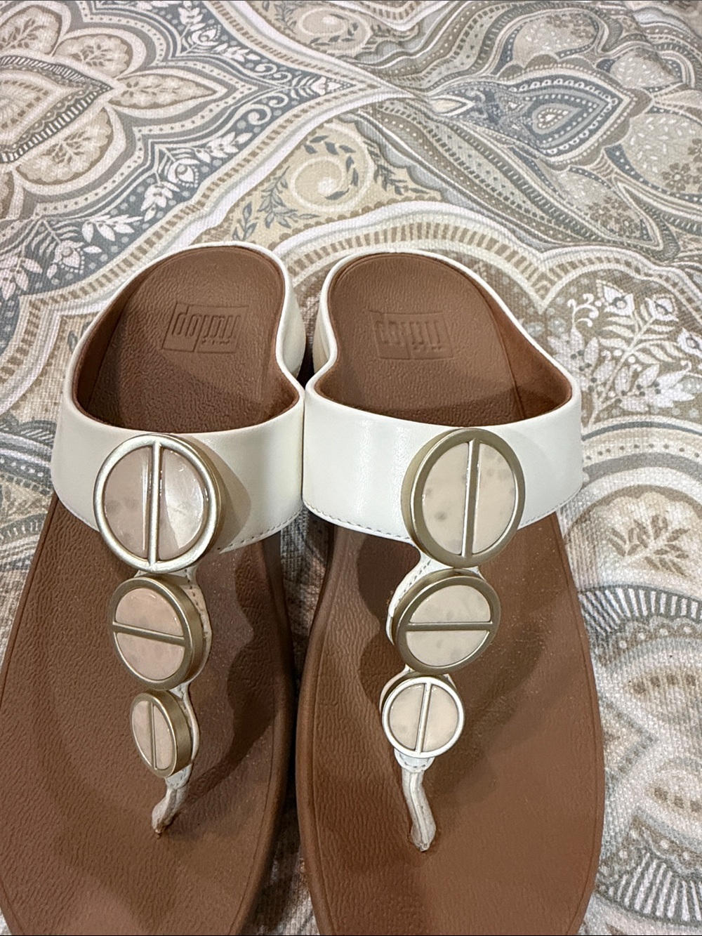 FitFlop White T-Strip Sandals with Cream Accents